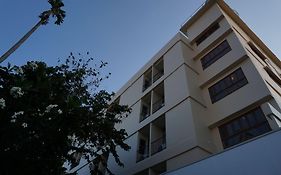 โรงแรม เจแอล บางกอก